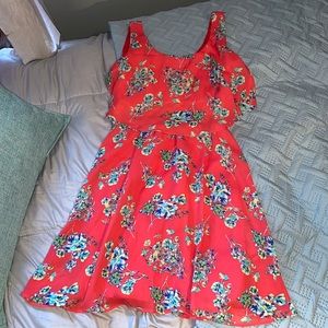 B. Darlin Sleeveless lined Cape Dress Polyester Pink Floral Size 1/2